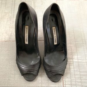 Manolo Blahnik Black Peep Toe Pumps 38.5